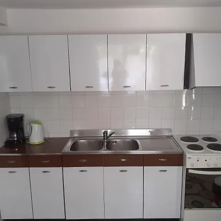 Apartman Anton *